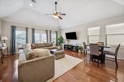 1812 Woodbend Village Court, Houston, TX 77055 - Photo 5