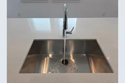 18218 Hibiscus Crescent Lane, Richmond, TX 77407 - Photo 9