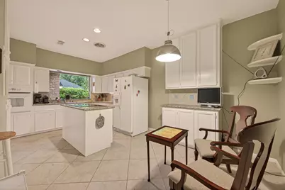 11614 Cedar Creek, Houston, TX 77077 - Photo 9