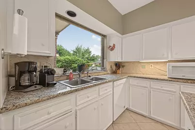 11614 Cedar Creek, Houston, TX 77077 - Photo 11
