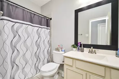 652 Maple Point Drive E, Conroe, TX 77301 - Photo 7