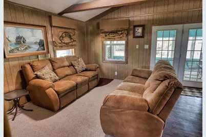 1491 Private Road 652, Sargent, TX 77414 - Photo 9