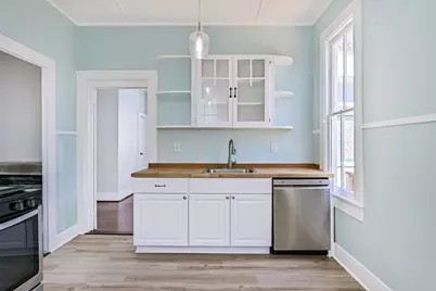 2404 38th Street, Galveston, TX 77550 - Photo 9