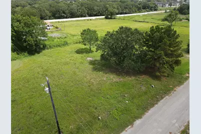 518 Cindy Lane, Prairie View, TX 77445 - Photo 3