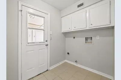 7911 Bayou Forest Drive, Houston, TX 77088 - Photo 21
