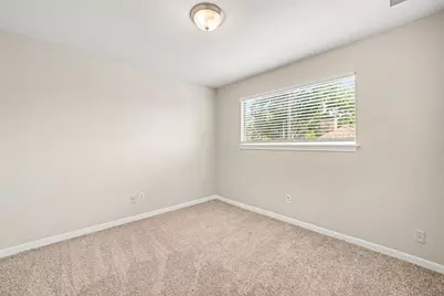 7911 Bayou Forest Drive, Houston, TX 77088 - Photo 15