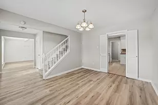 7911 Bayou Forest Dr, Houston, TX 77088 - Photo 7