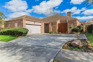 1319 Ambergate Dr, Houston, TX 77077 - Photo 1