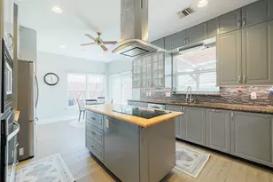 1319 Ambergate Dr, Houston, TX 77077 - Photo 11