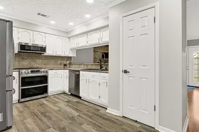 6007 Knotty Post Lane, Spring, TX 77373 - Photo 11