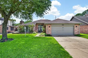 758 Rolling Mill Dr, Sugar Land, TX 77498 - Photo 3