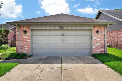 758 Rolling Mill Drive, Sugar Land, TX 77498 - Photo 5