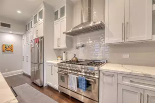 1108 Hyde Park Blvd, Houston, TX 77006 - Photo 17