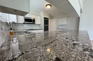 22018 Elsinore Dr, Katy, TX 77450 - Photo 5