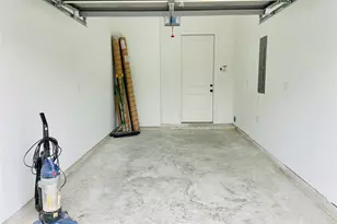 3255 Real St, Houston, TX 77087 - Photo 29