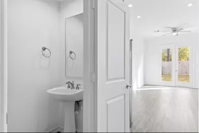 3255 Real Street #A, Houston, TX 77087 - Photo 9