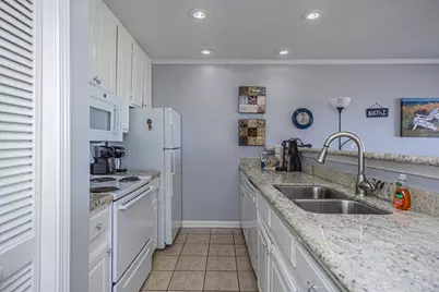 9520 Seawall Boulevard #126, Galveston, TX 77554 - Photo 3