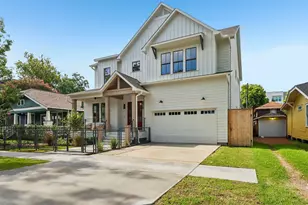 826 Ralfallen St, Houston, TX 77008 - Photo 3