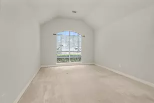 2419 Carriage Ridge Ln, Conroe, TX 77384 - Photo 9