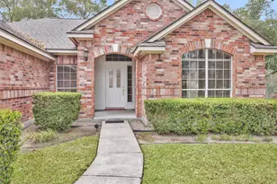 2419 Carriage Ridge Ln, Conroe, TX 77384 - Photo 5