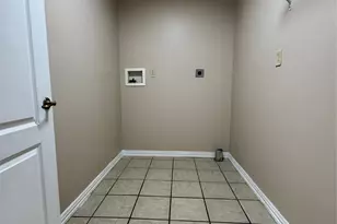 275 Buffalo Run E, Livingston, TX 77351 - Photo 17