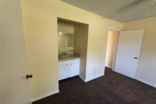 909 14th Ave N, Texas City, TX 77590 - Photo 7