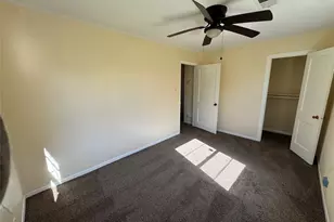 909 14th Ave N, Texas City, TX 77590 - Photo 5