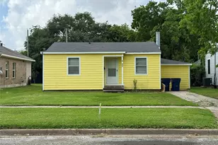 909 14th Ave N, Texas City, TX 77590 - Photo 17