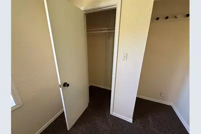 909 14th Avenue N, Texas City, TX 77590 - Photo 9