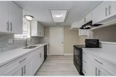 13843 Rosetta Drive, Cypress, TX 77429 - Photo 9