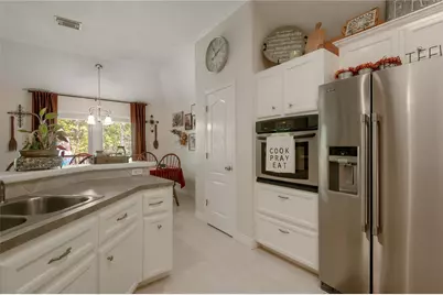 2023 E Lake Drive, Huntsville, TX 77340 - Photo 13