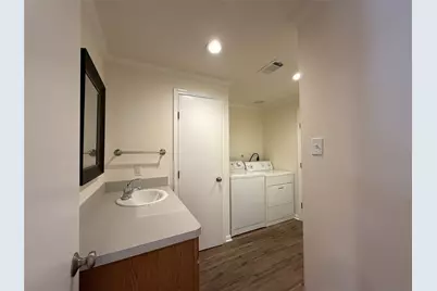 1011 Nadine Street #A, Houston, TX 77009 - Photo 9