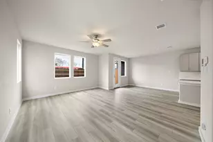 9912 Storehouse Dr, Houston, TX 77080 - Photo 5