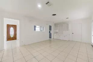 7543 Wilmerdean St, Houston, TX 77061 - Photo 7