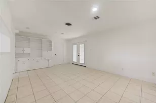 7543 Wilmerdean St, Houston, TX 77061 - Photo 15