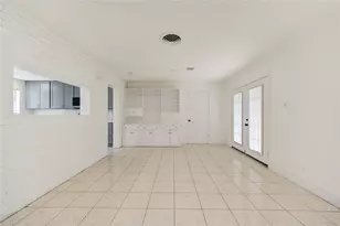 7543 Wilmerdean St, Houston, TX 77061 - Photo 17