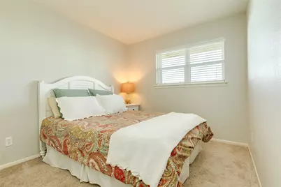 304 Jean Lafitte Cove, Galveston, TX 77554 - Photo 23