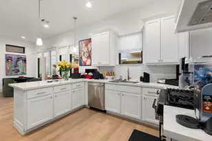 3524 Harvest Dance Dr, Houston, TX 77008 - Photo 11