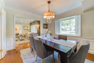 13914 Pebblebrook Dr, Houston, TX 77079 - Photo 9