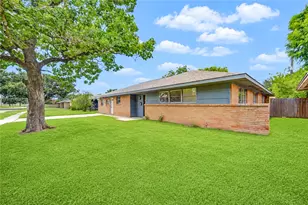 7543 Wilmerdean St, Houston, TX 77061 - Photo 3