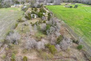 909 Ives Creek Rd, Bellville, TX 77418 - Photo 21
