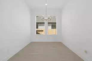 514 Tawny Rim Dr, Willis, TX 77318 - Photo 11