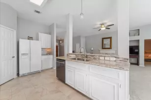 8428 E Copper Village Dr, Houston, TX 77095 - Photo 11