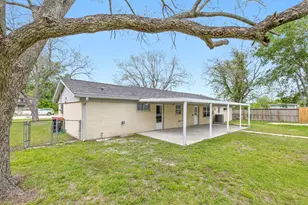 202 Massey Tompkins Rd, Baytown, TX 77521 - Photo 39
