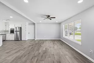 202 Massey Tompkins Rd, Baytown, TX 77521 - Photo 7
