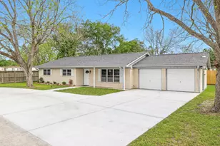 202 Massey Tompkins Rd, Baytown, TX 77521 - Photo 1