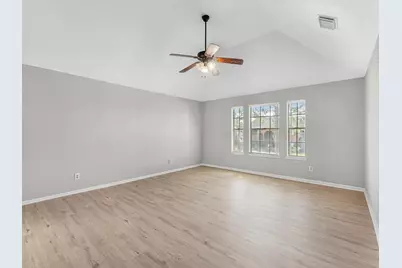 1227 Lake Estates Court, Sugar Land, TX 77498 - Photo 15