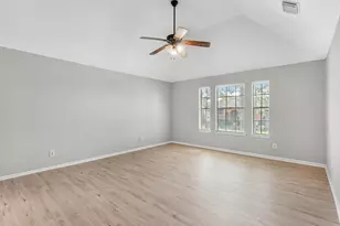 1227 Lake Estates Ct, Sugar Land, TX 77498 - Photo 15