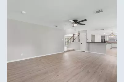 1227 Lake Estates Court, Sugar Land, TX 77498 - Photo 7
