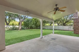 1227 Lake Estates Ct, Sugar Land, TX 77498 - Photo 25